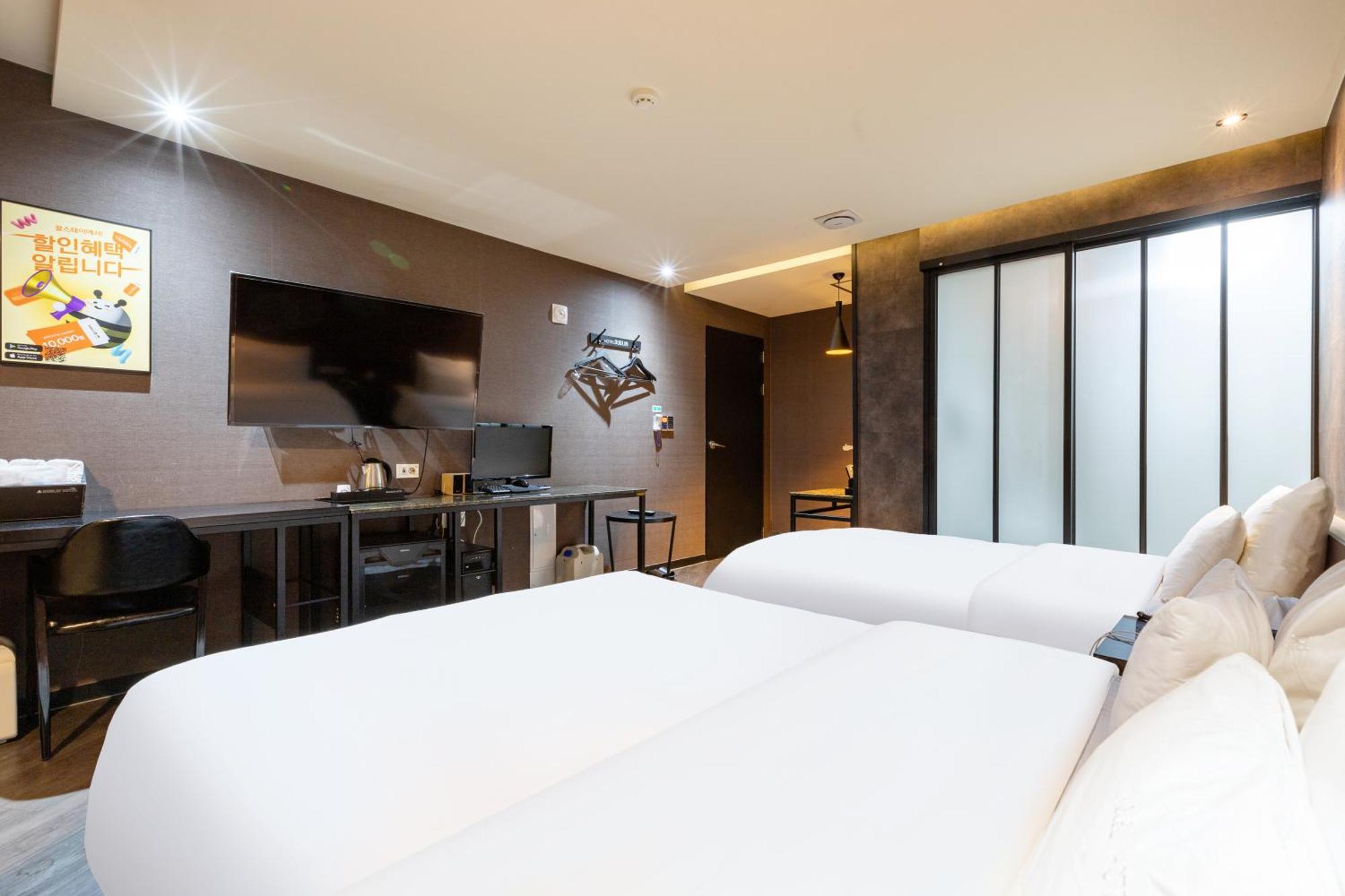 Dublin Hotel Puszan Kültér fotó