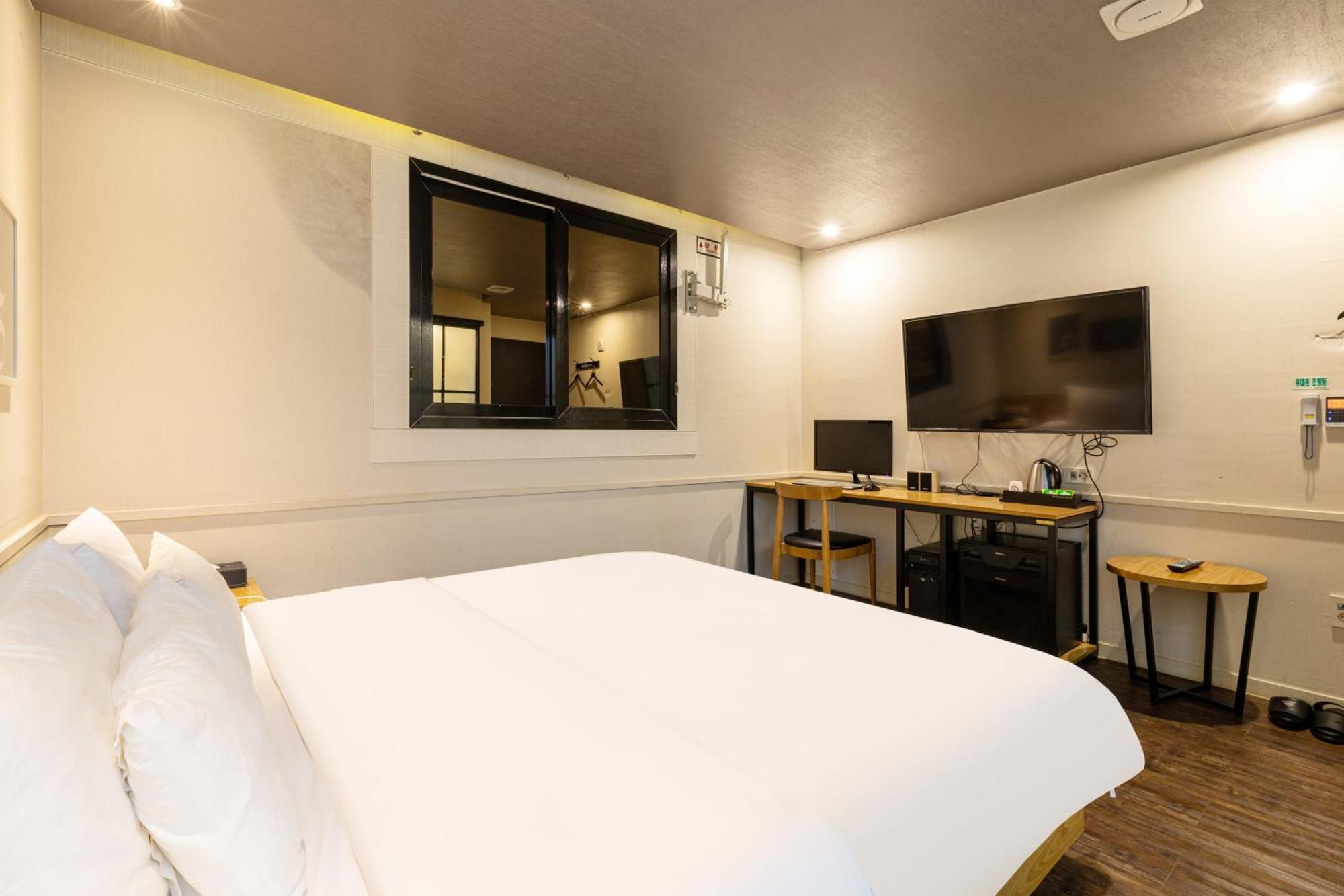 Dublin Hotel Puszan Kültér fotó