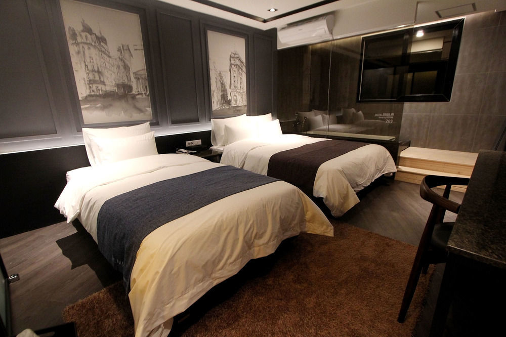 Dublin Hotel Puszan Kültér fotó