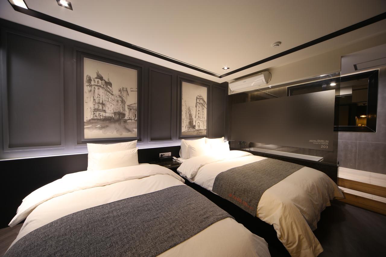 Dublin Hotel Puszan Kültér fotó