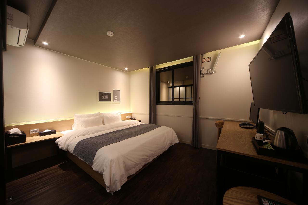 Dublin Hotel Puszan Kültér fotó