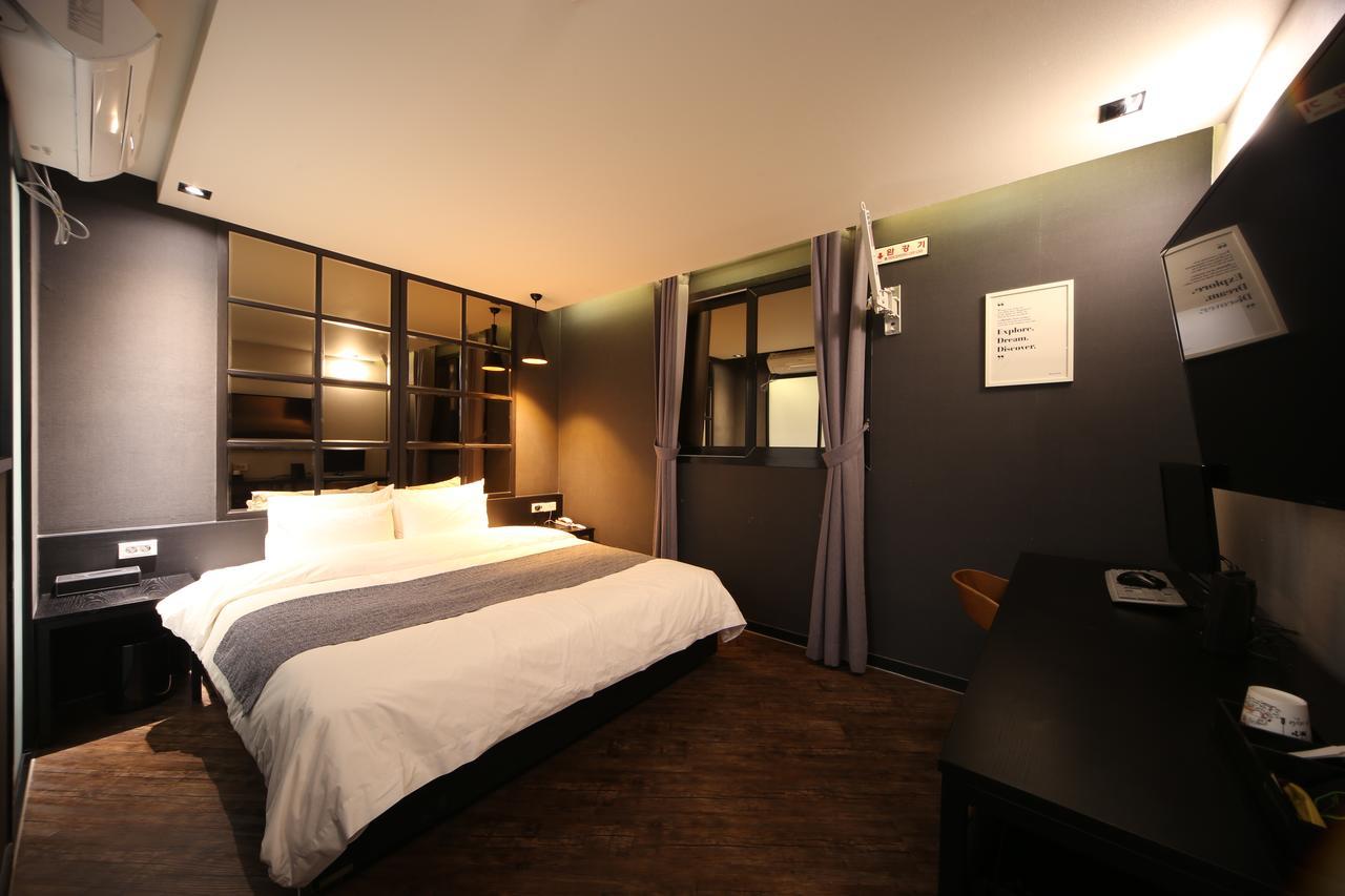 Dublin Hotel Puszan Kültér fotó